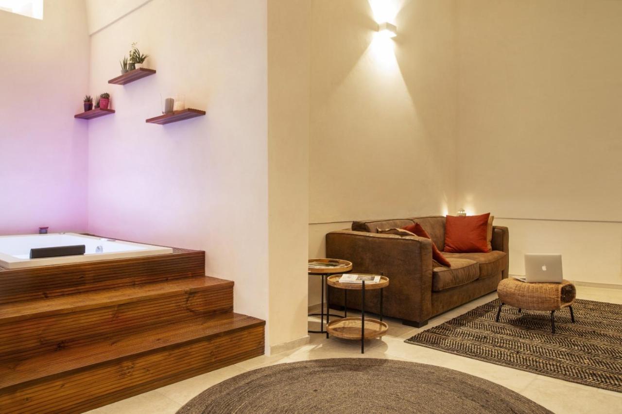 Ellements - Luxury Rooms Brindisi Luaran gambar