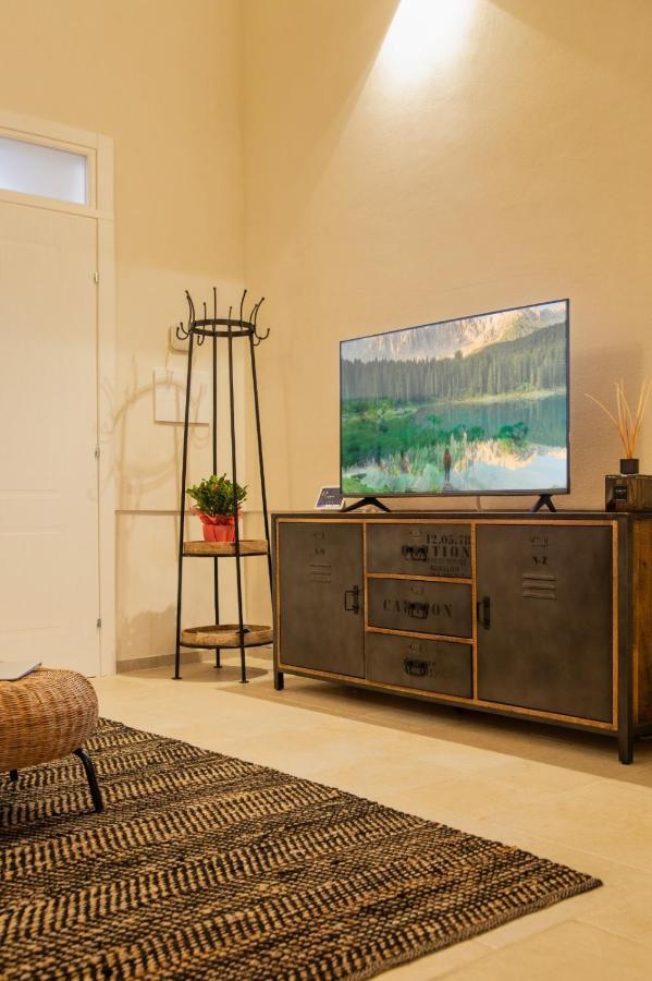 Ellements - Luxury Rooms Brindisi Luaran gambar
