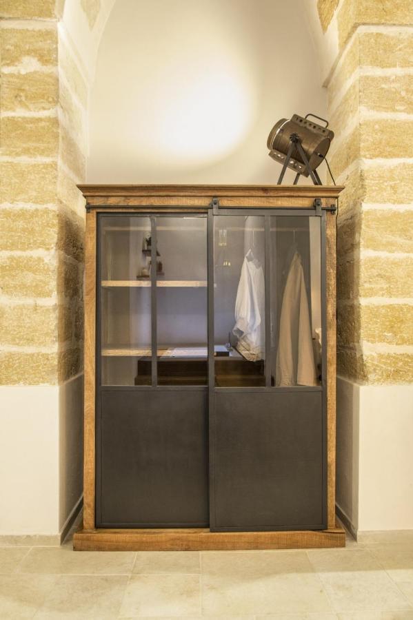 Ellements - Luxury Rooms Brindisi Luaran gambar