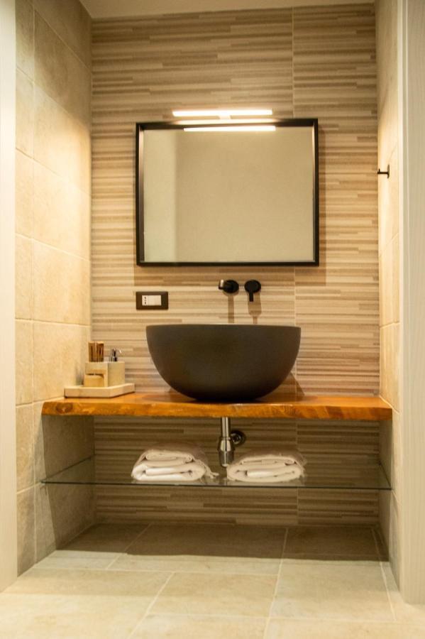 Ellements - Luxury Rooms Brindisi Luaran gambar