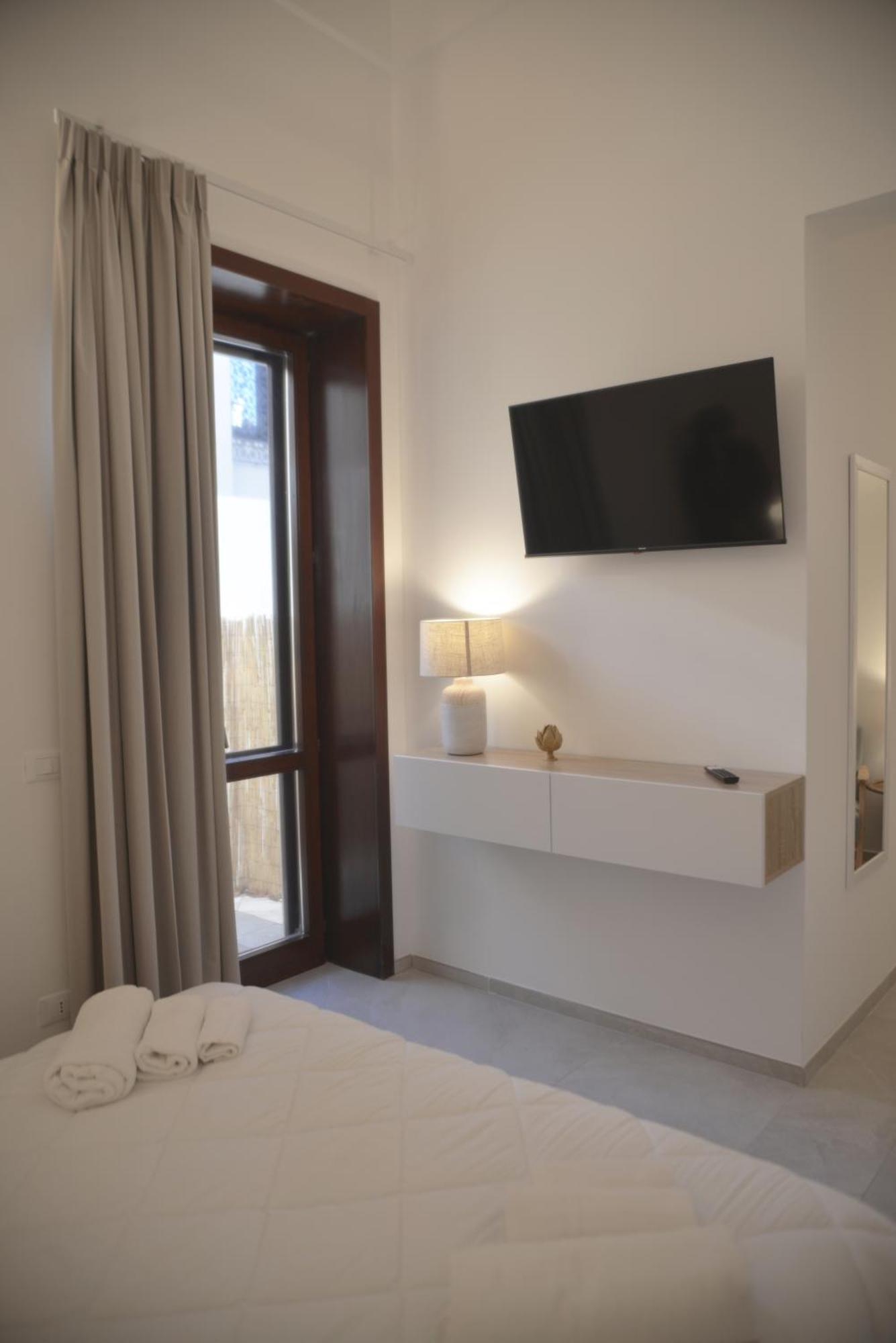 Ellements - Luxury Rooms Brindisi Luaran gambar